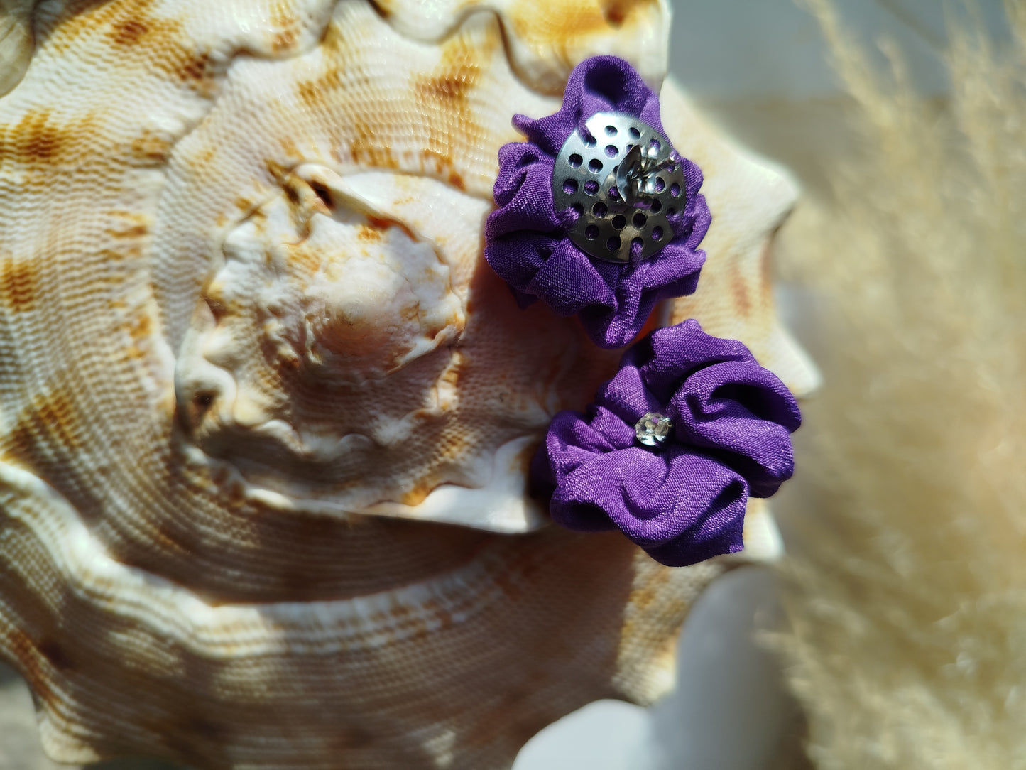 Orecchini lobo in seta viola