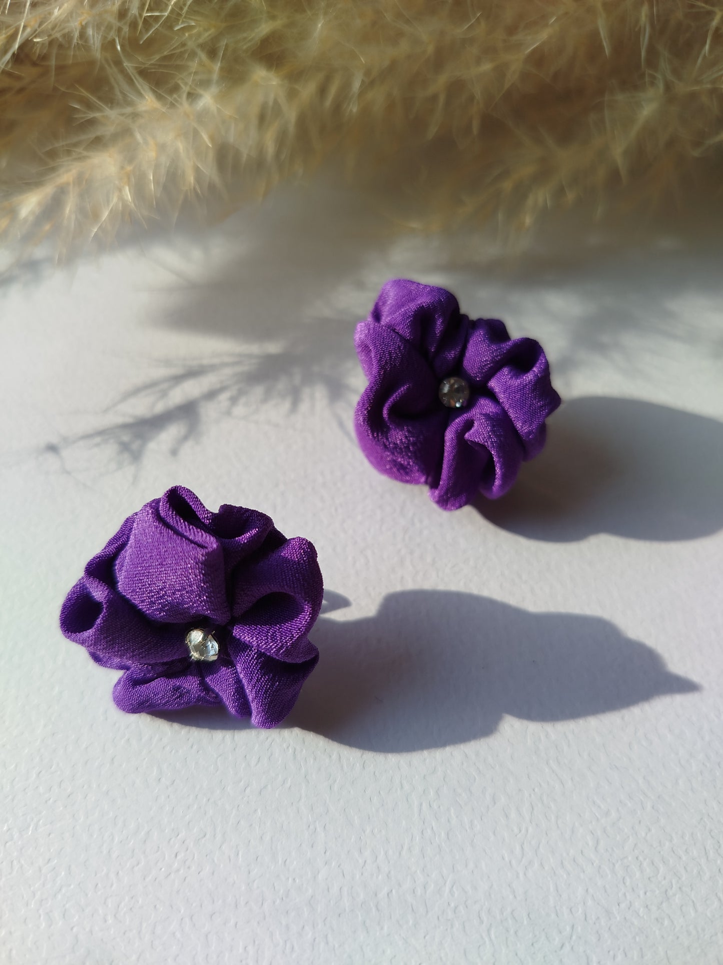 Orecchini lobo in seta viola